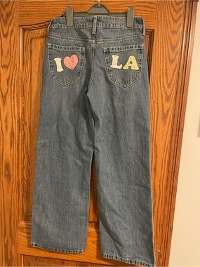 Discontinued Hollister Baggy Low-rise Jeans with Embroidered 'LA' Patches